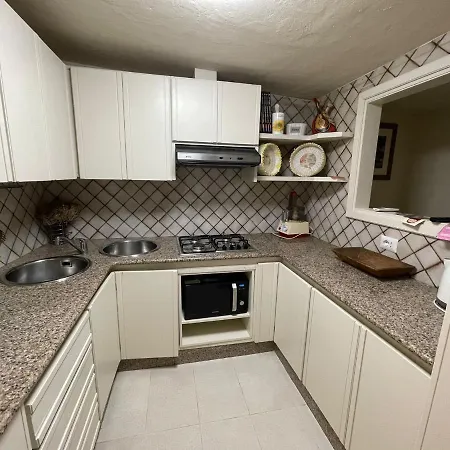 Appartement Aiaia Holiday *