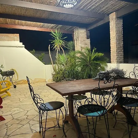 Aiaia Holiday Appartement *